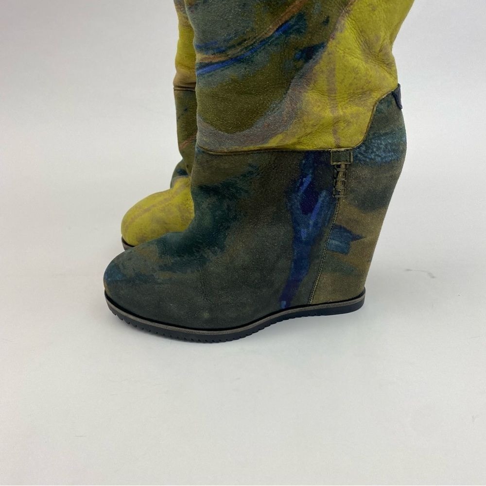 UGG x Tschabalala Self Over-the-Knee Suede Wedge Boots Blue Yellow Portrait - Picture 9 of 15